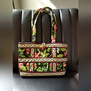 VERA BRADLEY BOTANICAL PRINT " TIC TAC TOE " BAG.    #22